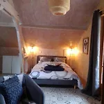 Au-gré Du Lot Bed and breakfast Le Bourg