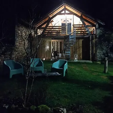 Au Gre Du Lot Le Bourg
