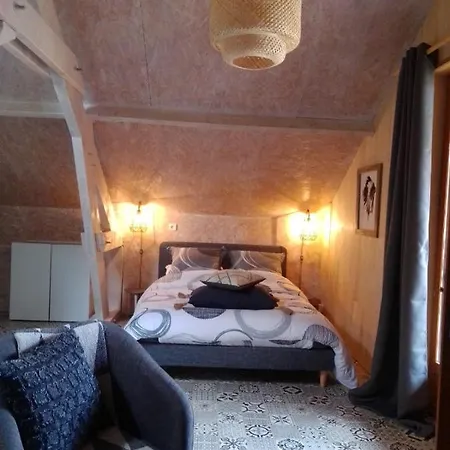 Au Gre Du Lot Frühstückspension Le Bourg